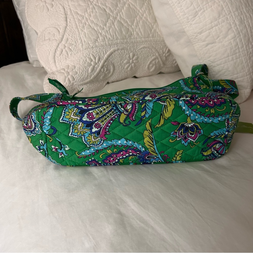 Vera Bradley On The Go Emerald Green Paisley Shoulder Bag - Picture 4 of 5
